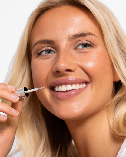 ODALIT™ Instant White Tooth Polish ✨